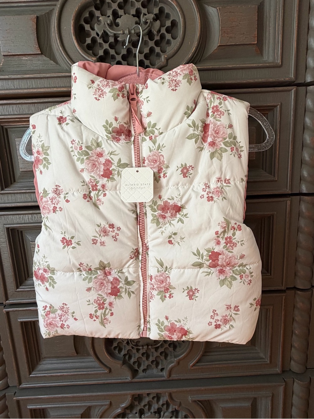 NWT - Altar’d State Floral Puffer Vest in Pink and Cream (Sz XXS).